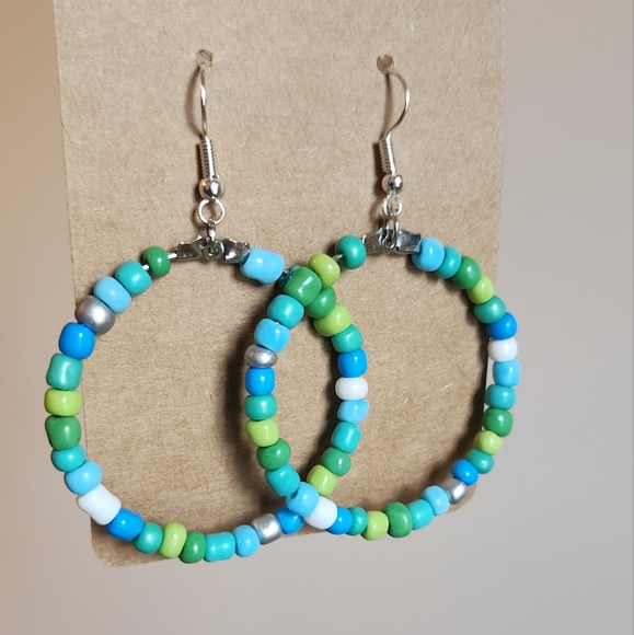 Free w/purchase Ocean Blues Beaded Hoops - Picture 4 of 4